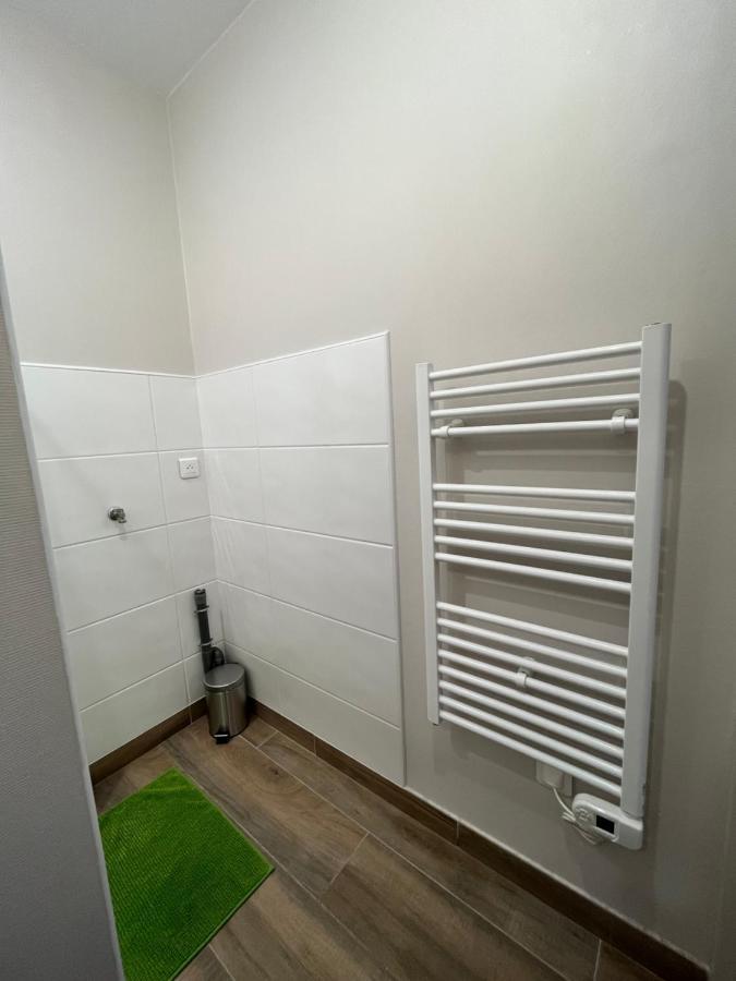 Appartement Renove A 15 Min De Lyon Saint-Fons المظهر الخارجي الصورة
